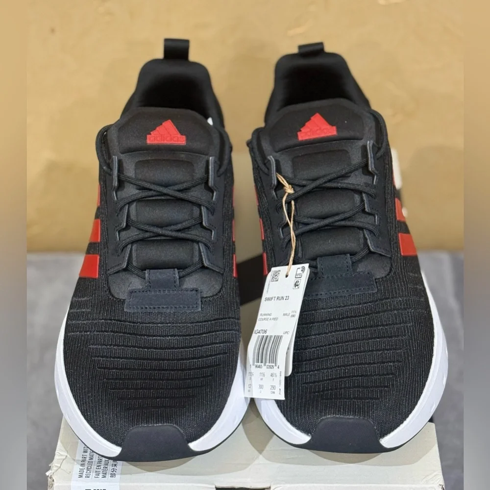 Adidas Men Swift Run Core Sneakers
(Size 12) - Picture 4 of 7